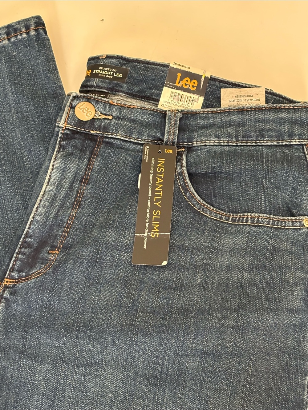 LEE RELAXED Fit Straight Leg Jeans Size 16 *NEW* - Picture 2 of 7